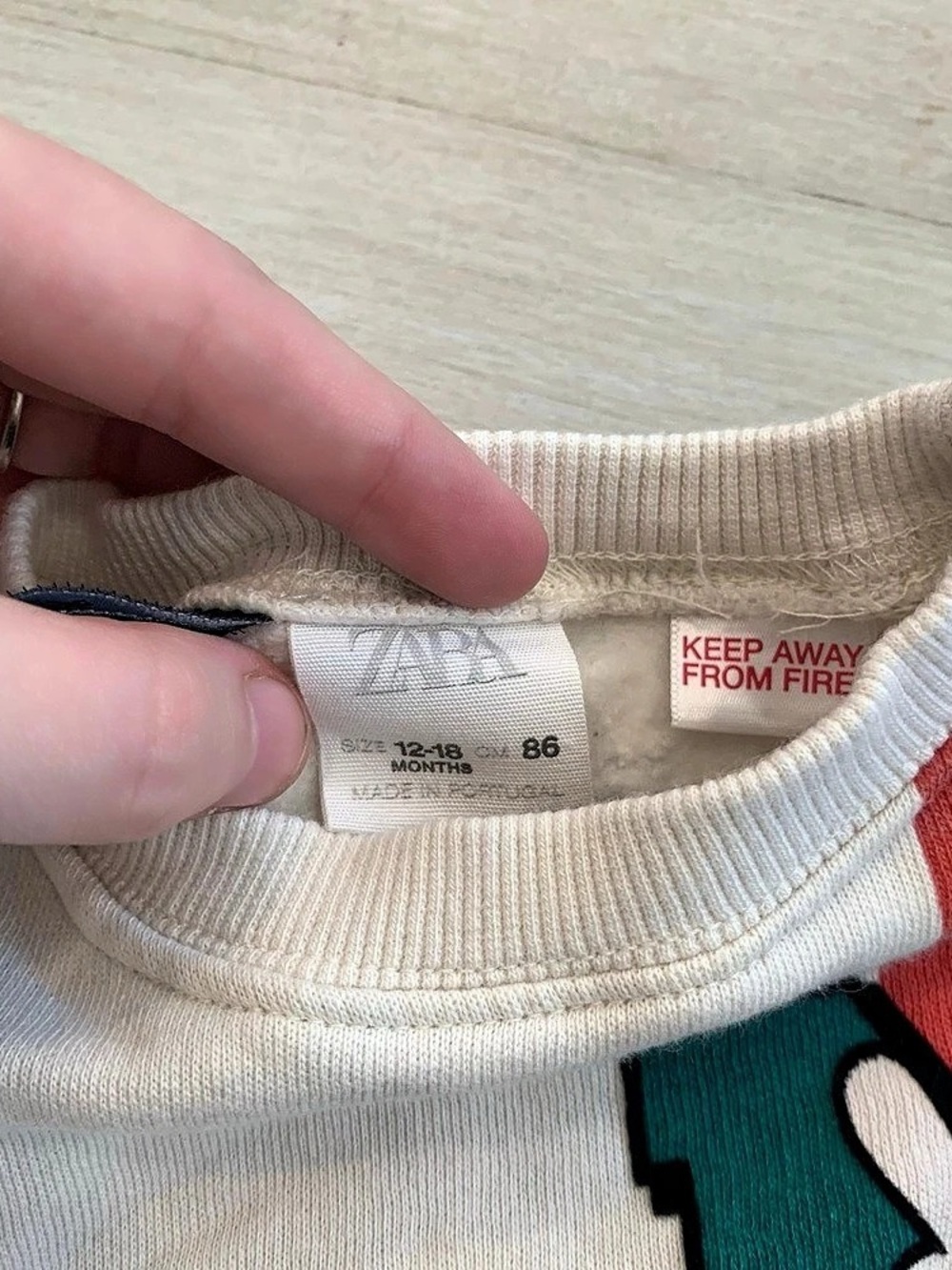 Disney/Zara Mickey Mouse Sweatshirt Cream Baby 12-18M - Picture 4 of 4